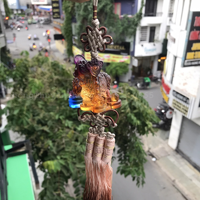 Dây treo xe hơi cóc ngậm tiền