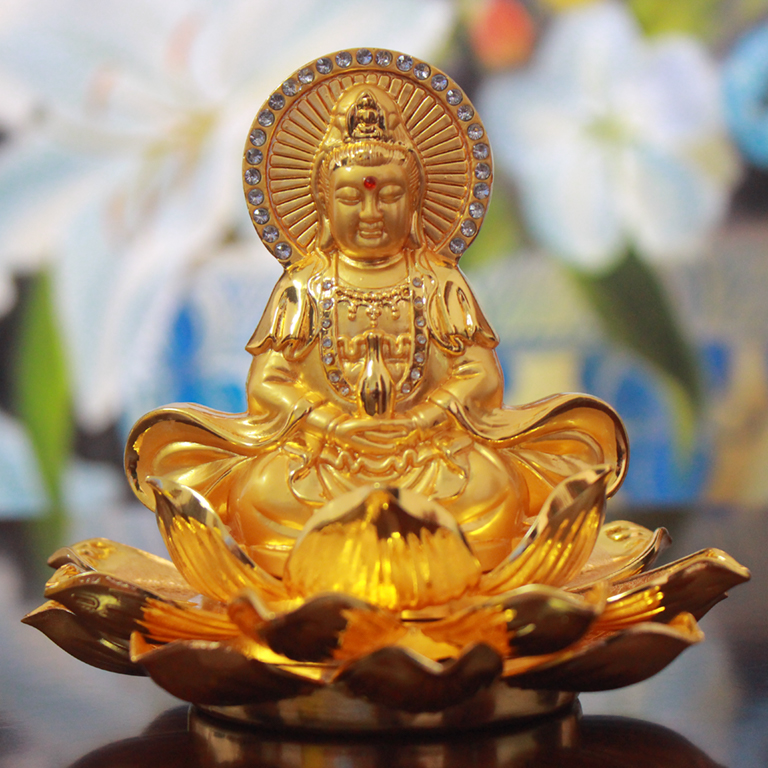 Tượng Quan Âm bằng hợp kim để xe ô tô