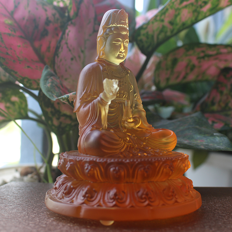 Tượng Quan Âm Bồ tát để xe ô tô đẹp