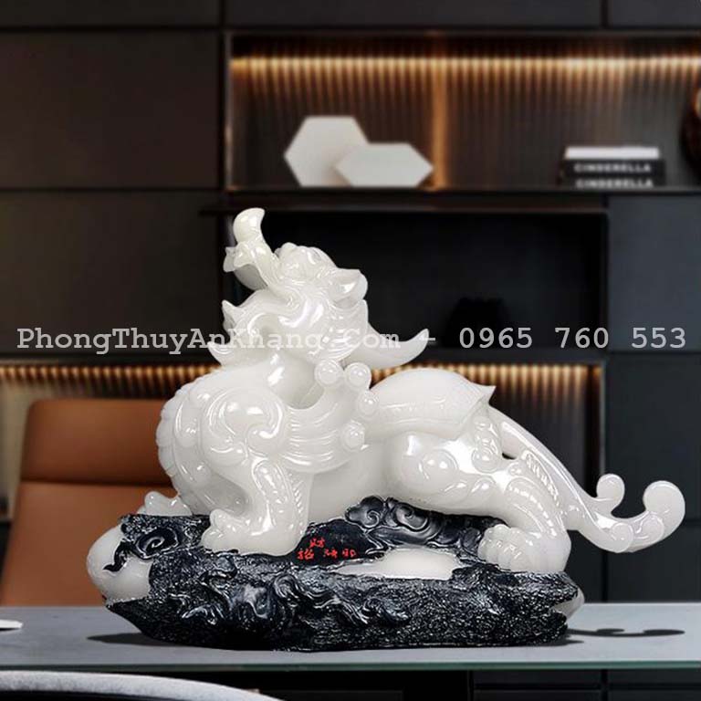 Tỳ hưu để bàn làm việc kích thước to