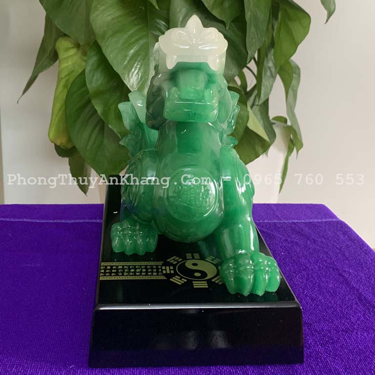 Mặt chính tượng tỳ hưu xanh ngọc mã THPT - 014