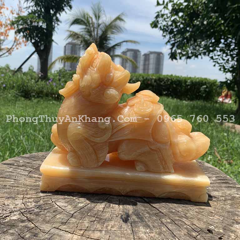 Tỳ hưu ngọc hoàng long để bàn