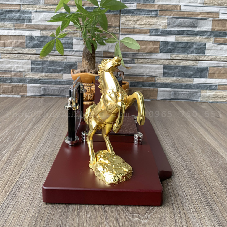 Hộp bút để bàn làm việc mạ vàng cao cấp