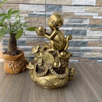 Tượng khỉ để bàn làm việc hợp tuổi thân