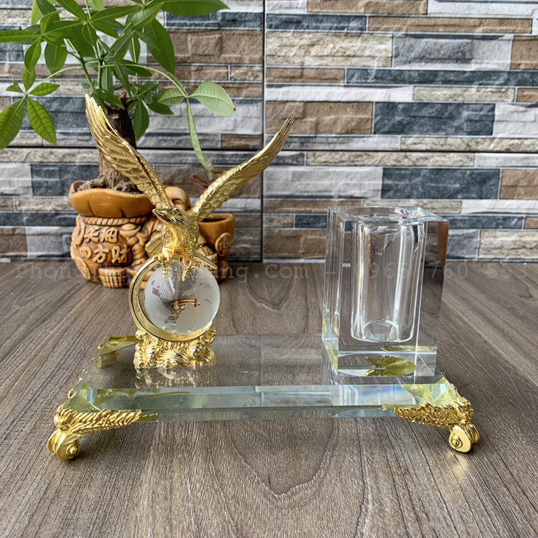 Hộp bút đại bàng làm quà tặng để bàn làm việc