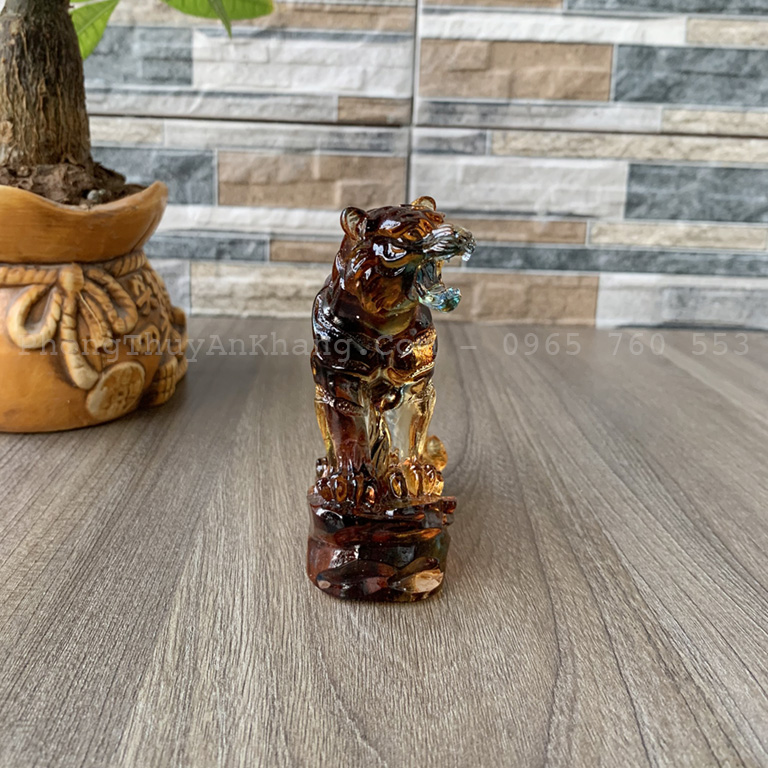 Tượng hổ để bàn đem lại may mắn hợp doanh nhân