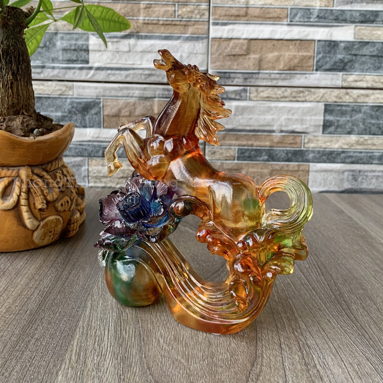 Tượng ngựa kết hợp hoa mẫu đơn và gậy như ý