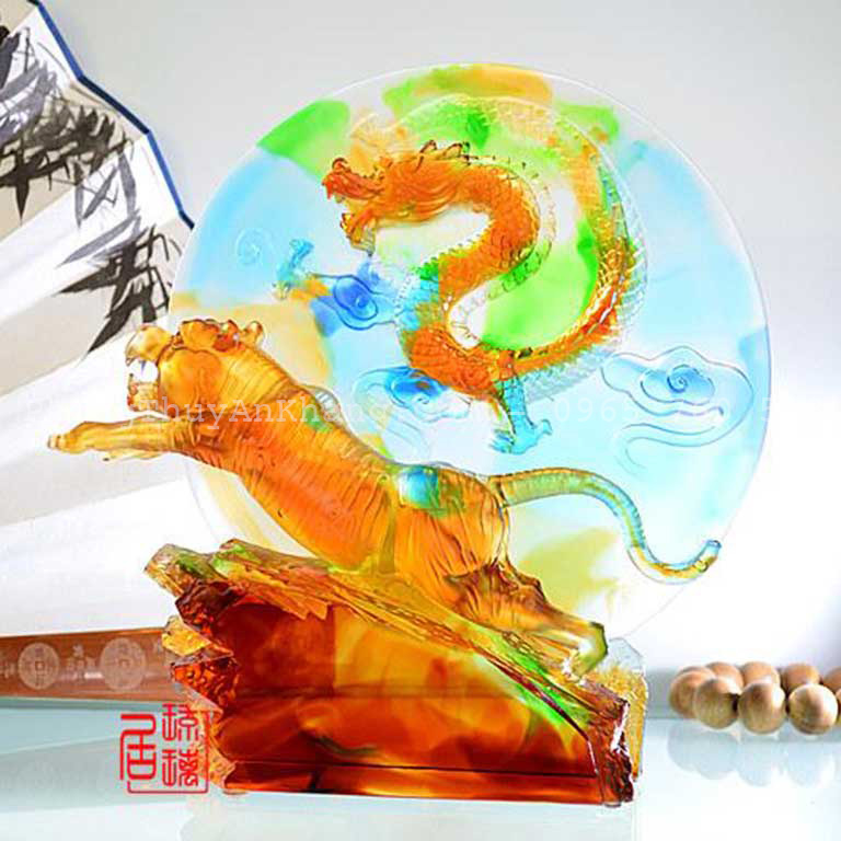 Tượng tàng long ngoạ hổ để bàn làm việc