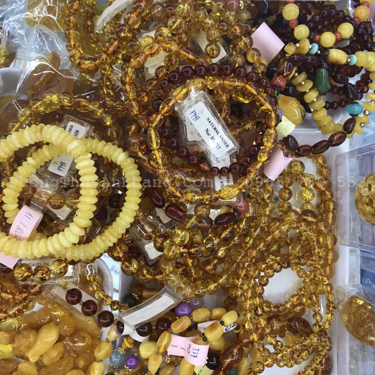 Vòng tay đá thạch anh tóc vàng