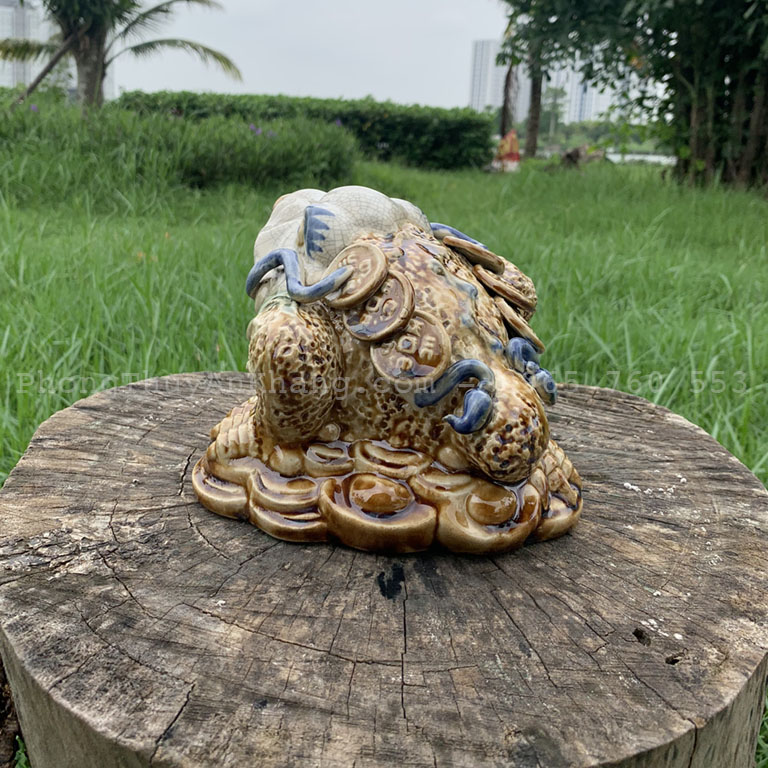 Cóc ngậm tiền gốm sứ bát tràng tại Hà Nội