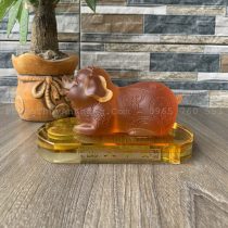 Tượng heo để bàn làm việc hợp tuổi hợi