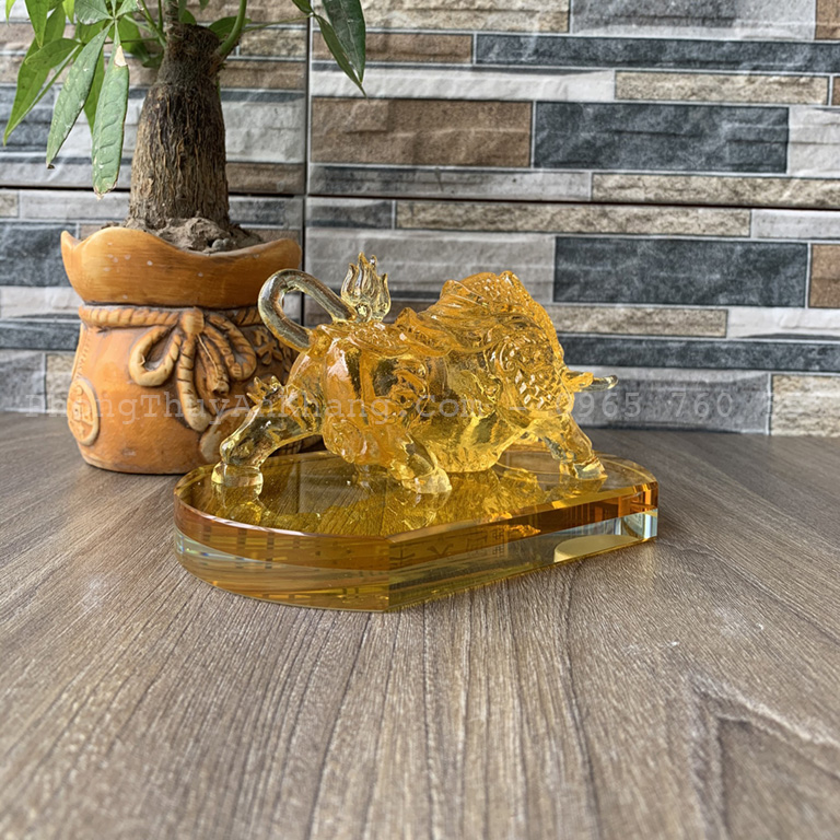 Tượng trâu bằng lưu ly hợp tuổi sửu tại hà nội