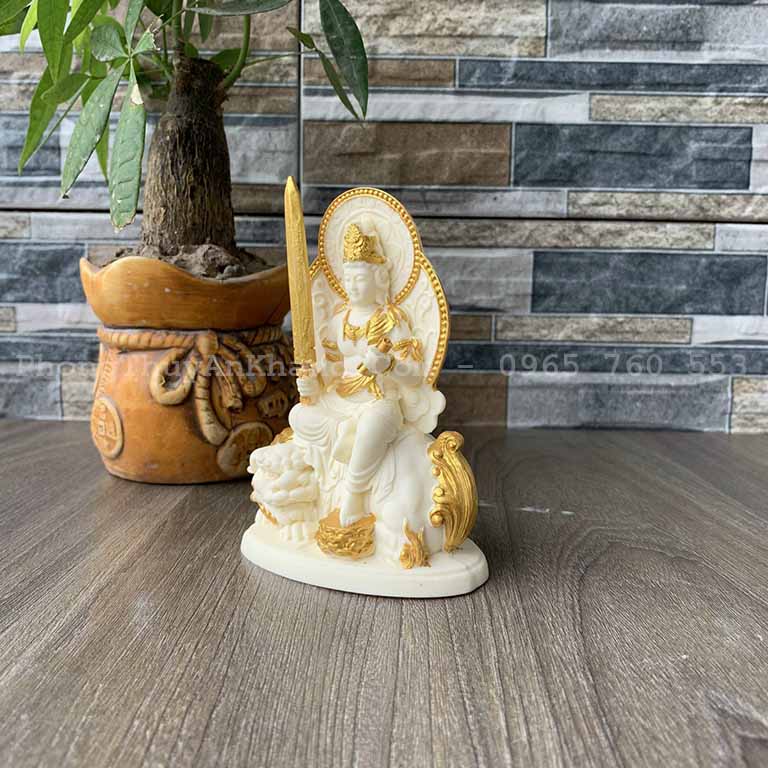 Tượng Để xe ô tô hợp tuổi Mão