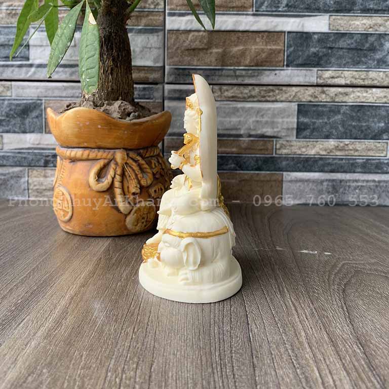 Tượng Phổ Hiền Hợp Tuổi Tị