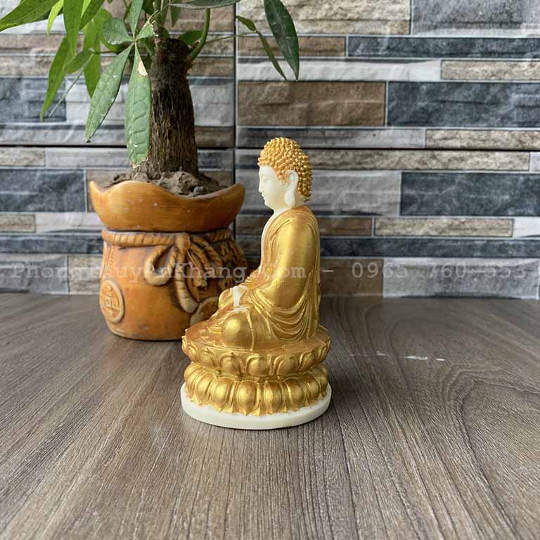 Tượng Phật Thích Ca để xe hơi
