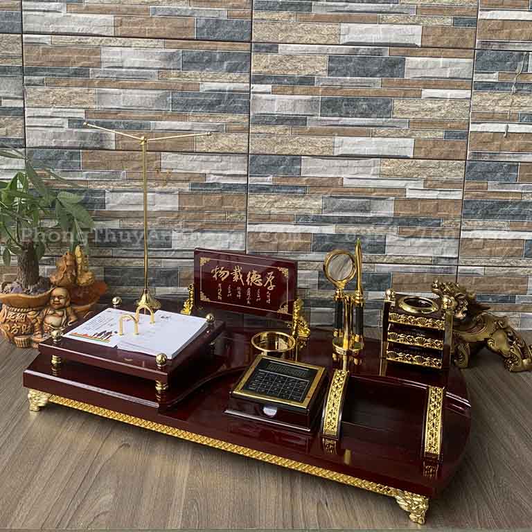 Hộp bút để bàn sếp kích thước 60cm x 40cm
