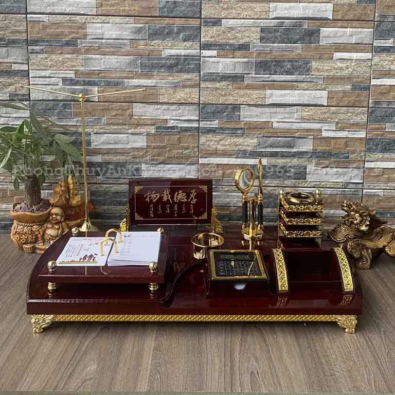 Hộp Bút để bàn sếp