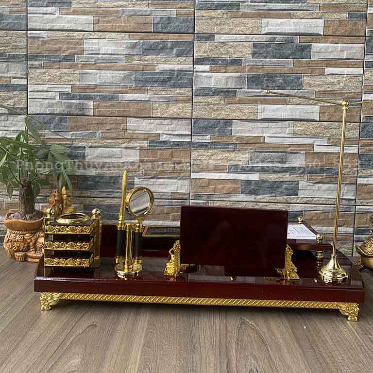 Hộp bút để bàn làm việc có thể in bảng tên