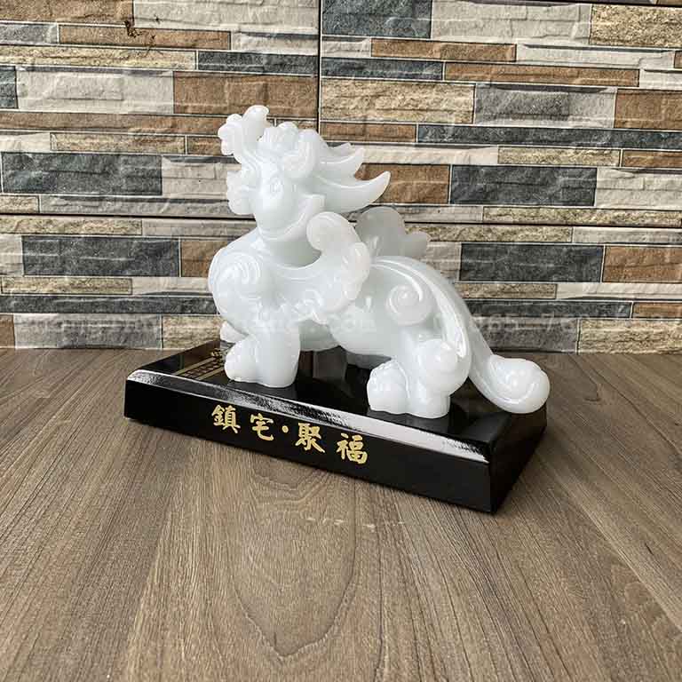 Tỳ Hưu tặng sếp mệnh Kim