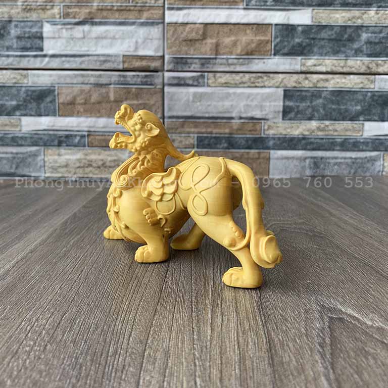 Tỳ Hưu để bàn làm việc chiêu tài lộc may mắn