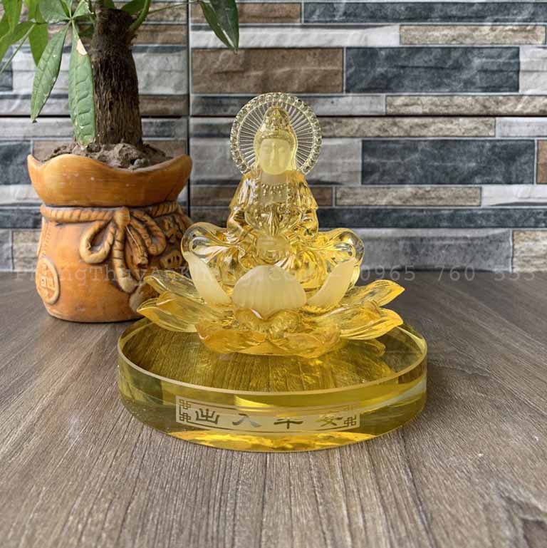 Tượng Phật Bà Quan Âm để xe ô tô hai mặt giống nhau hợp 1991