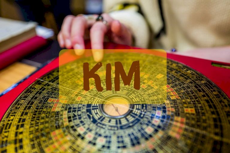 Người mệnh Kim nên chọn tượng phật nào để xe ô tô