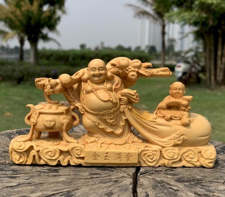 Tượng Phật Di Lặc kéo bao tiền chất liệu gỗ Hoàng Dương