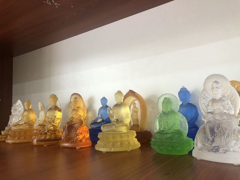 Tượng Phật để xe ô tô không chỉ với mục đích trang trí mà còn mang lại nhiều ý nghĩa đặc biệt