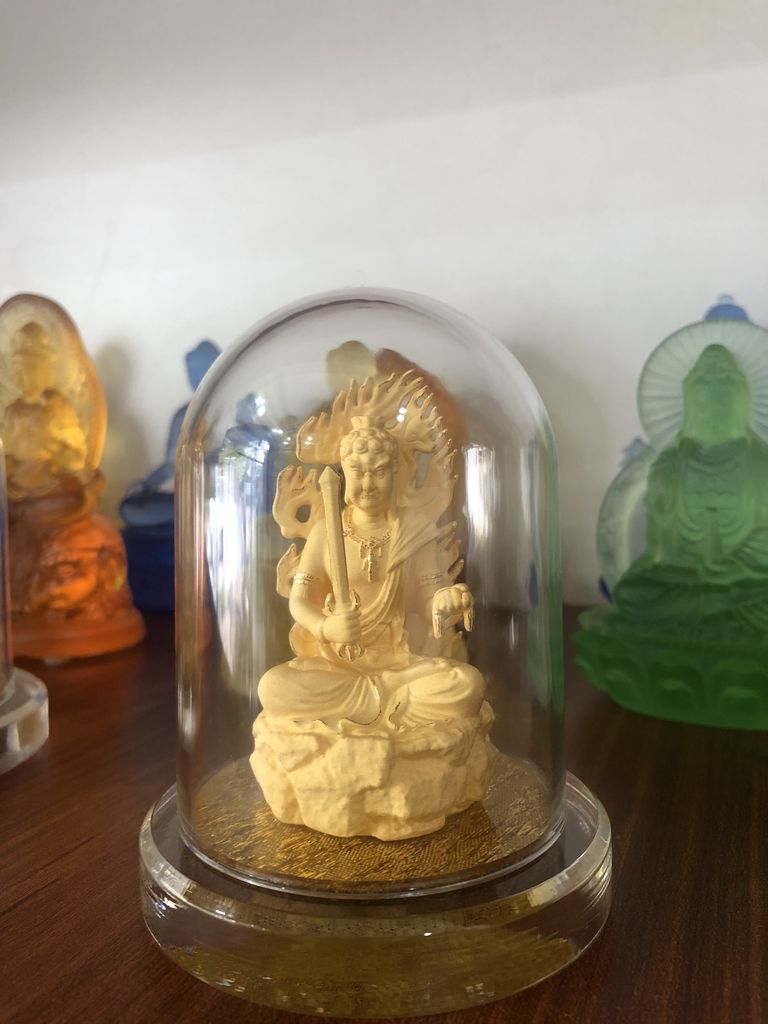 Bất Động Minh Vương hợp với người tuổi Dậu