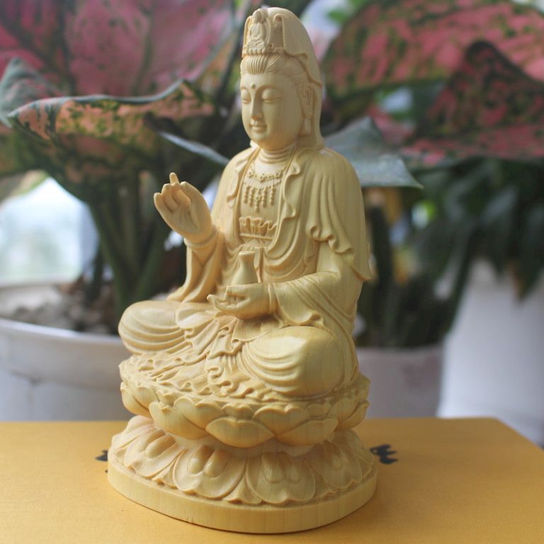 Người tuổi Bính Dần cũng có thể chọn tượng Phật gỗ Hoàng Dương