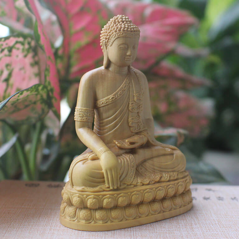 Tượng Phật Thích Ca Mâu Ni gỗ Hoàng Dương mang lại may mắn, bình an cho người mệnh Mộc