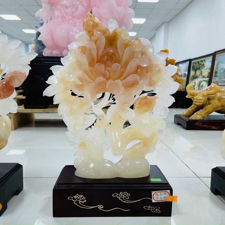 Tượng Hoan mẫu đơn phong thủy mang ý nghĩa hưng thịnh