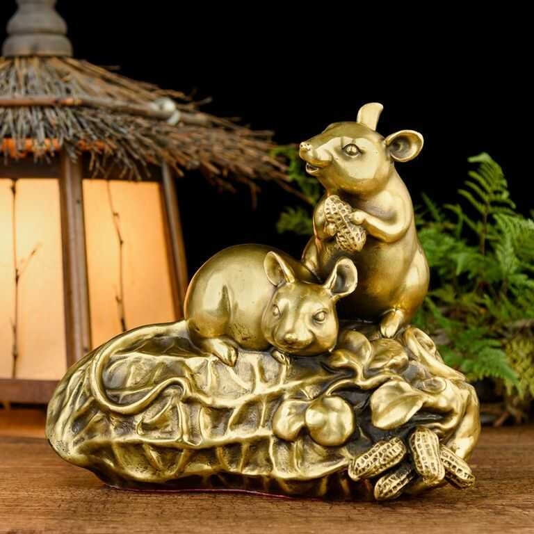 Tượng chuột mang đến những điều may mắn tốt đẹp, thu hút tài lộc của cả, mang đến sự sung túc và hưng thịnh trường tồn.