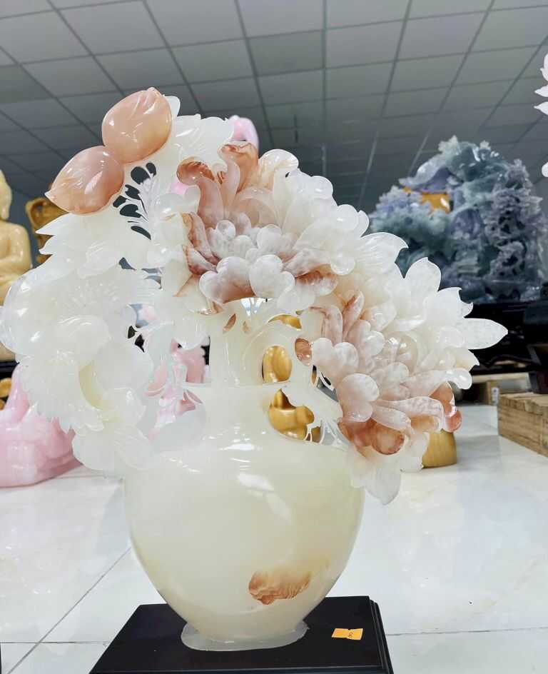 Mẫu tượng ý nghĩa thể hiện một cuộc sống ấm no, sung túc, vương giả và giàu sang